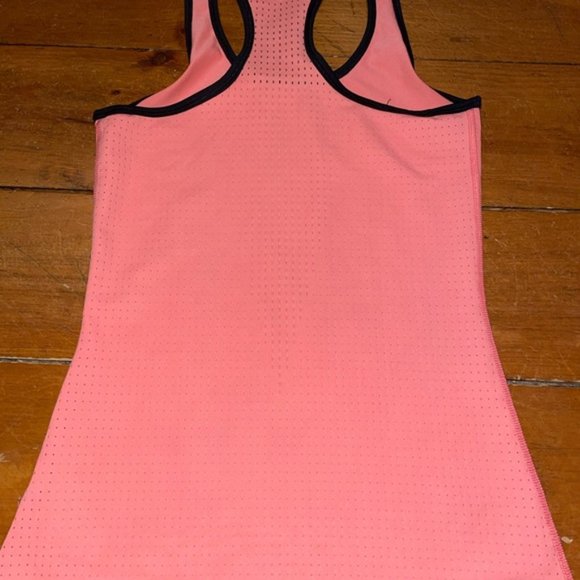 Nike Pro Hypercool 2.0 Pink Workout Running Yoga Tank Top - Picture 7 of 11